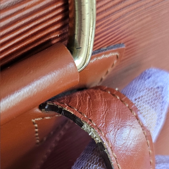 Louis Vuitton Epi Gobelins Backpack - Picture 6 of 16